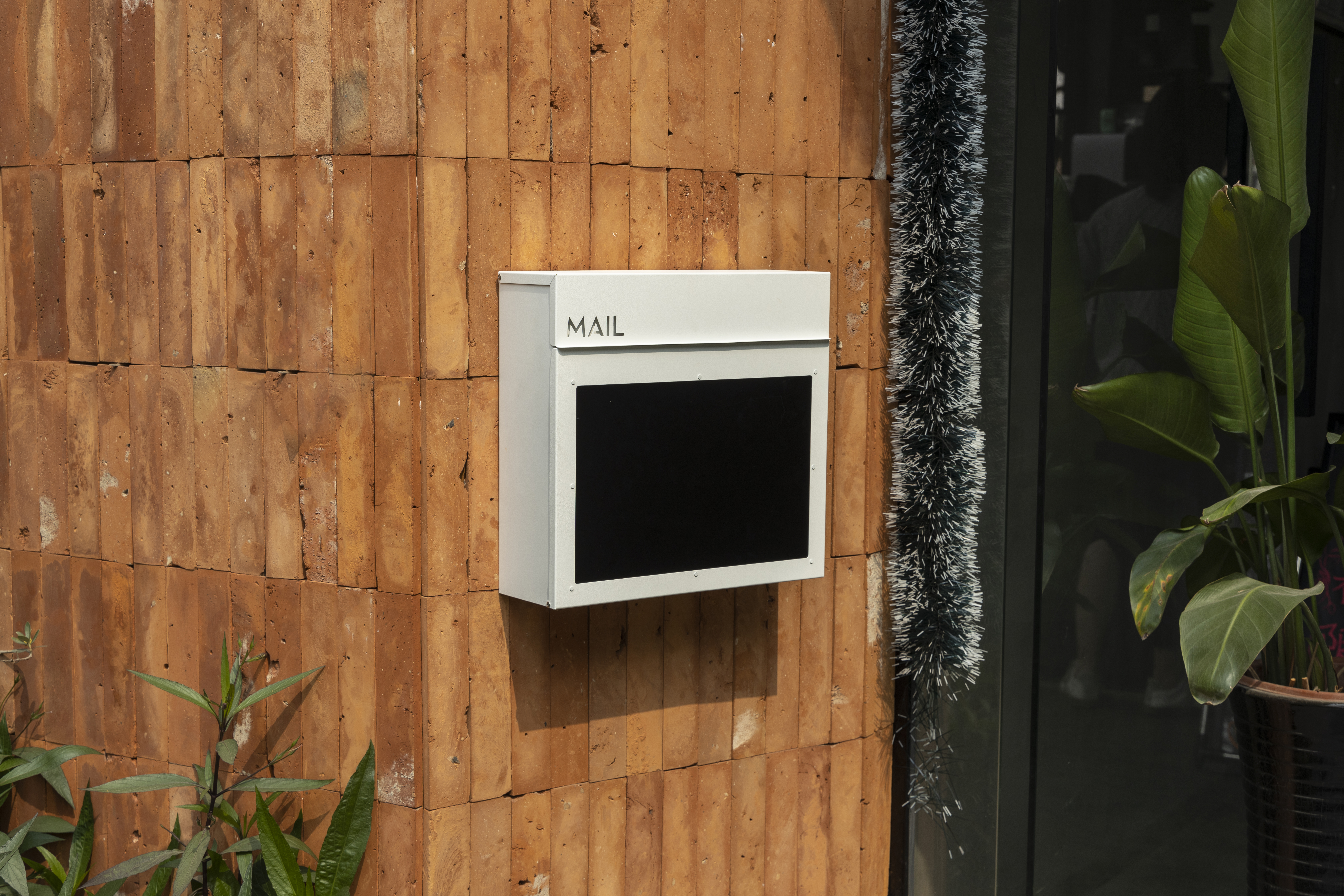 ما الذي يجعل صندوق البريد المعدني الصيني الخيار الأمثل لمنزلك؟